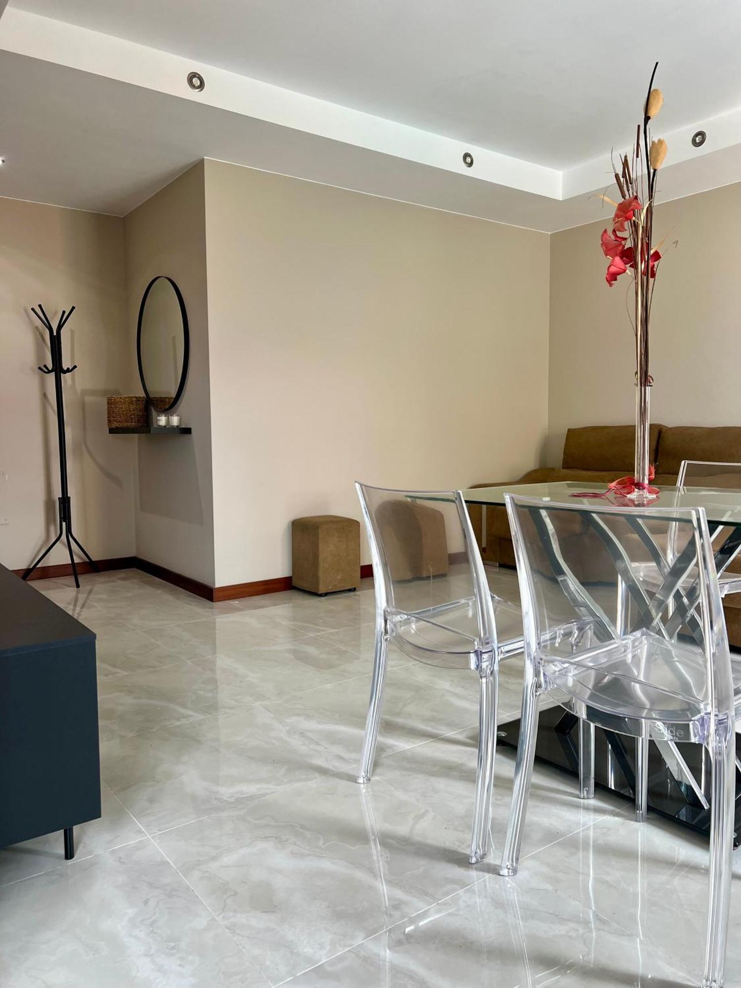 Apartment Detail *