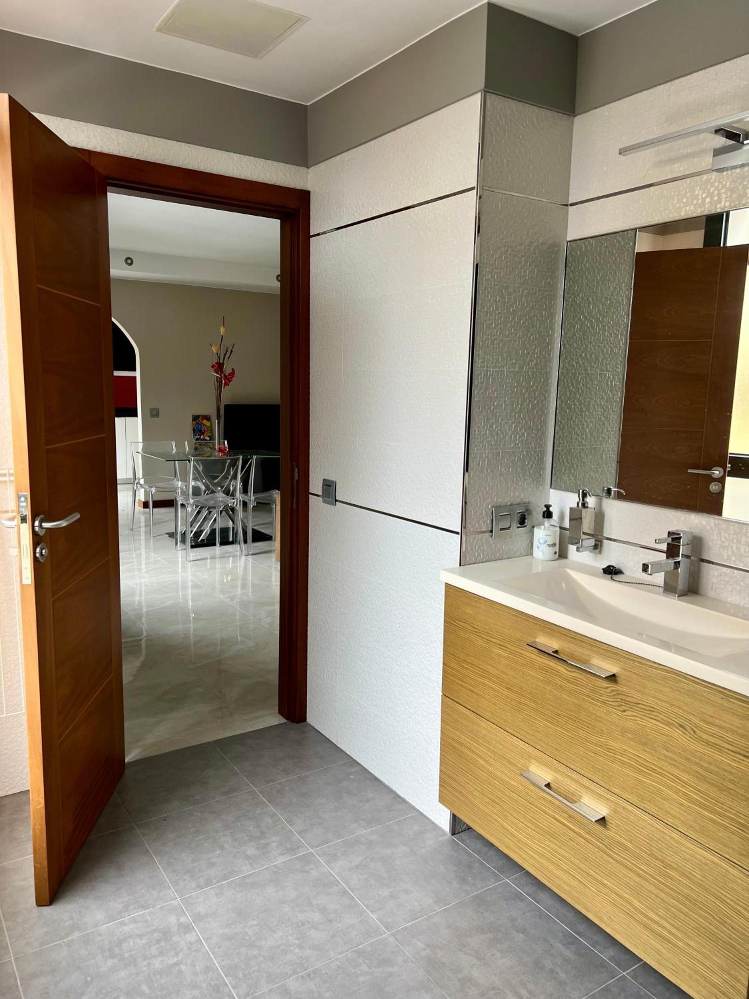 Detail Apartment