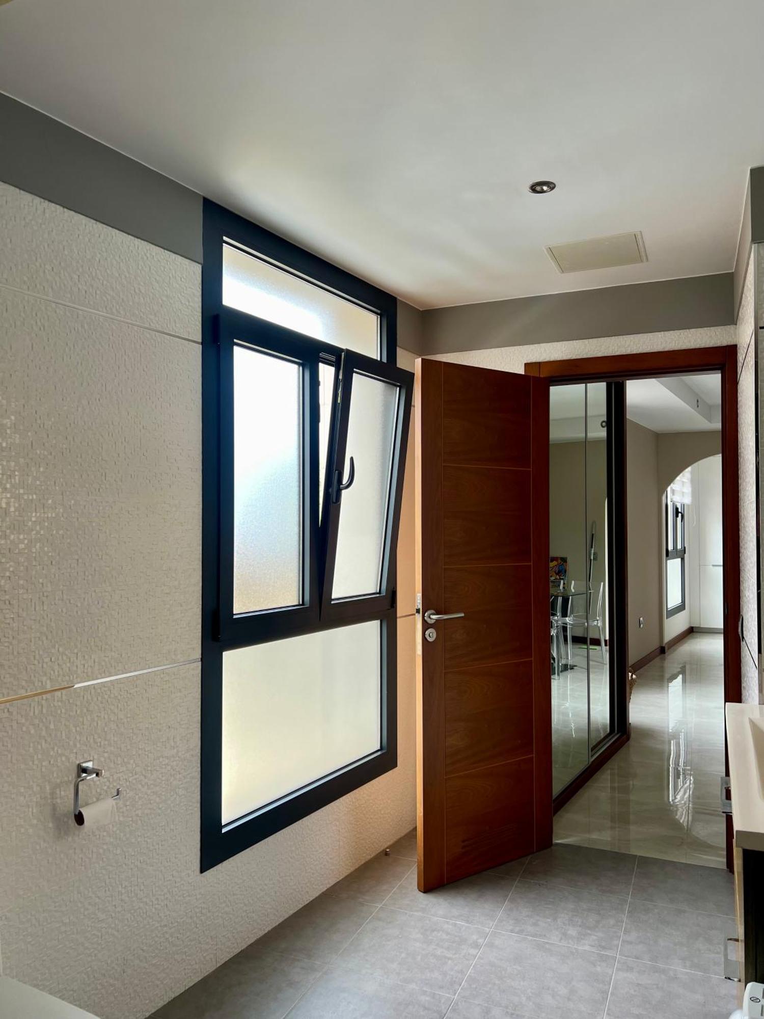 Apartment Detail *